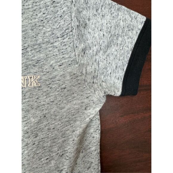 PINK Victoria’s Secret Short Sleeve Tee with Sequin Logo Size X-Small - Picture 6 of 9